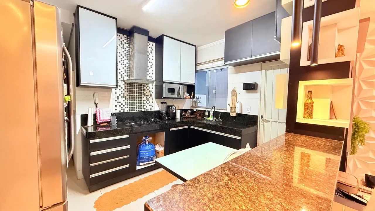 ? CASA IMPECÁVEL - PRONTA PARA MORAR! - Foto 5