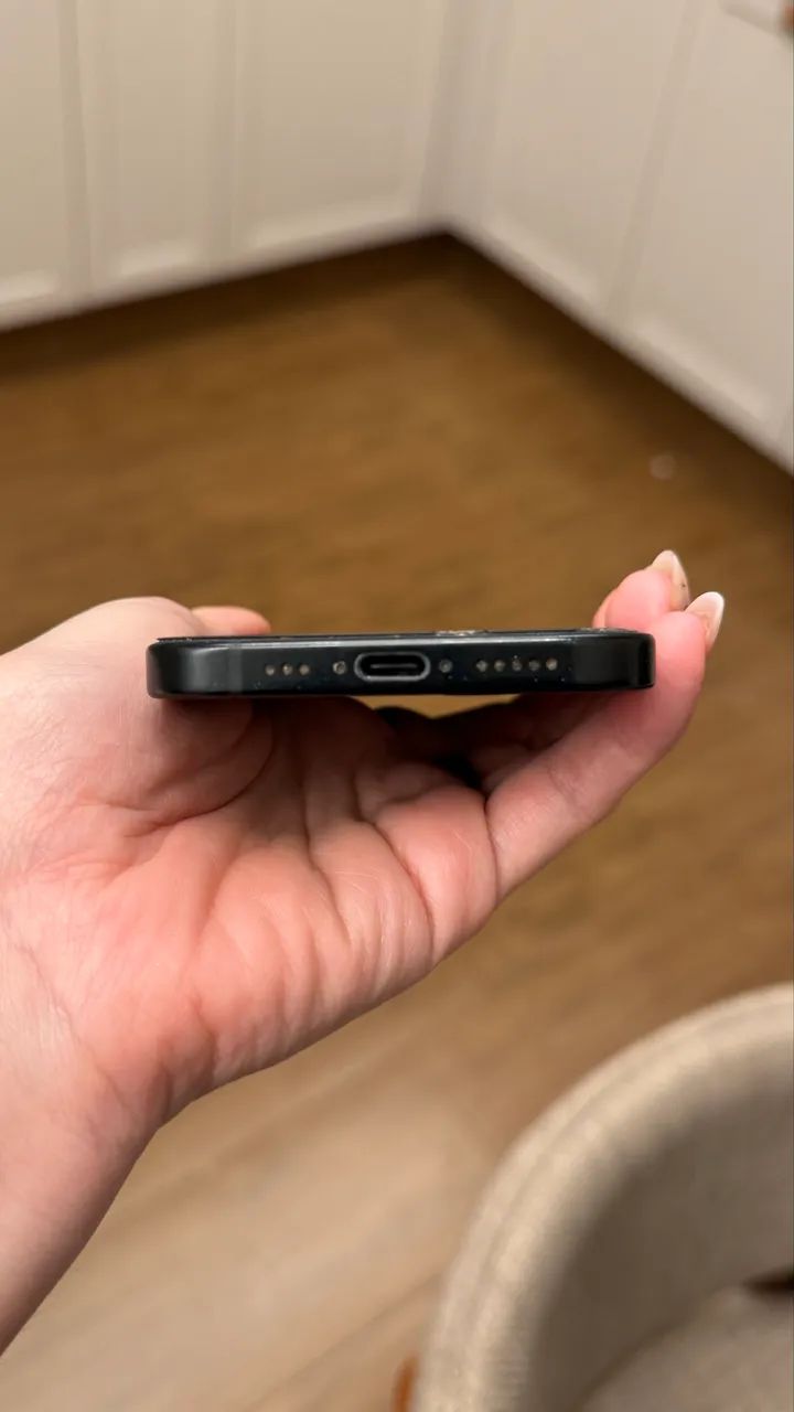 iPhone 15, preto, 128GB - Foto 4
