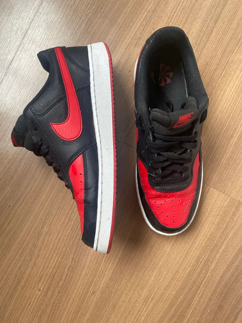 Nike Dunk Low Preto e Vermelho Tam 40  - Ótimo Estado - Foto 3