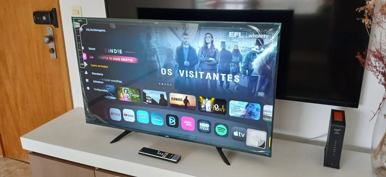 Tv efl 43 polegadas smart Android Bluetooth semi-novo aceito cartão 