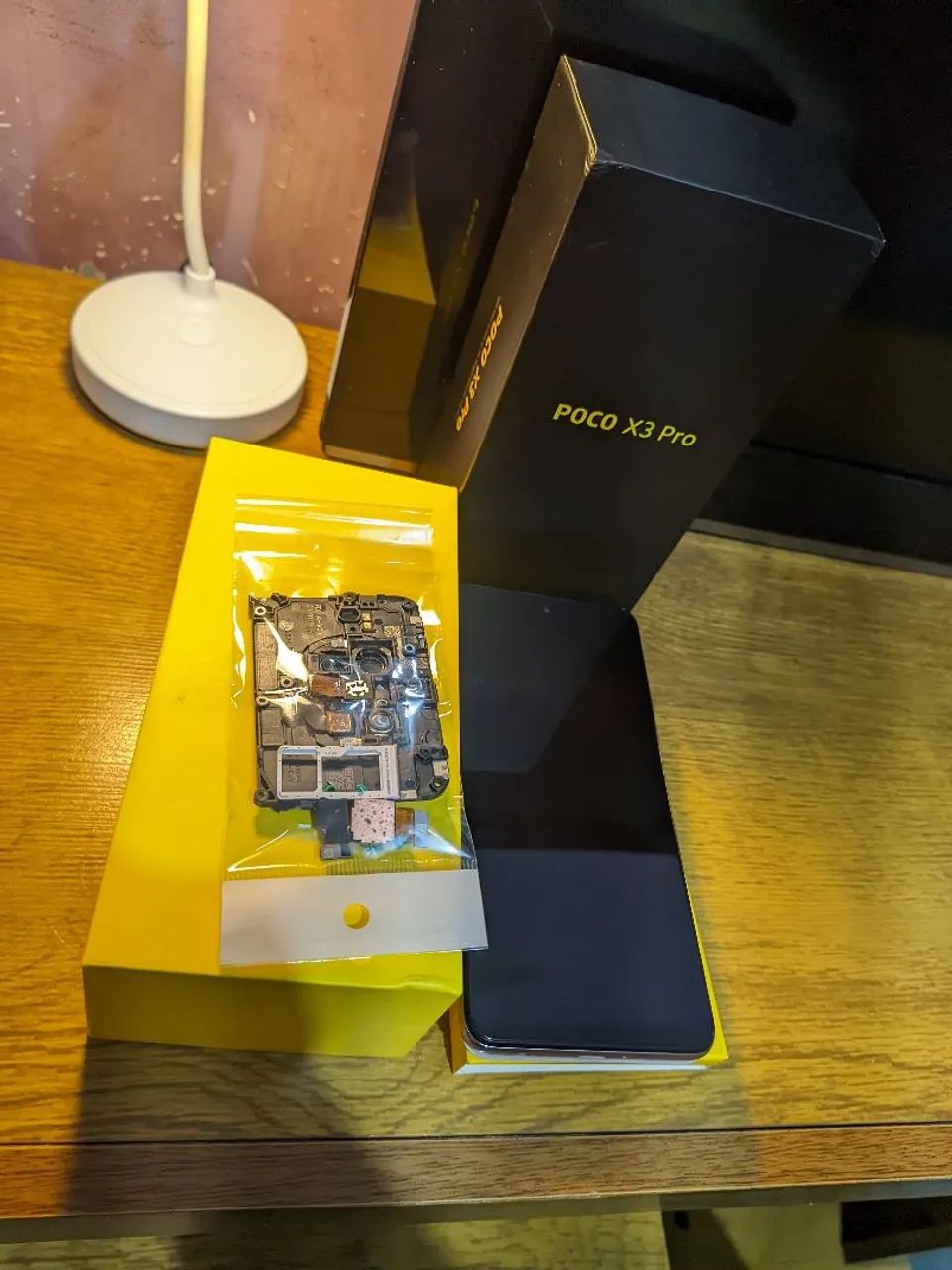 Xiaomi Poco X3 Pro (Leia)