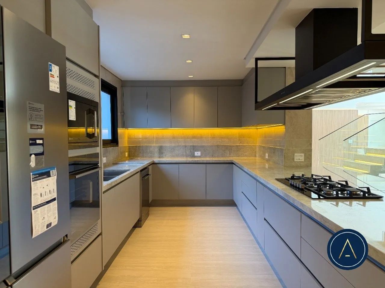 Casa nova e mobiliada de alto padrão em Alphaville - Foto 5