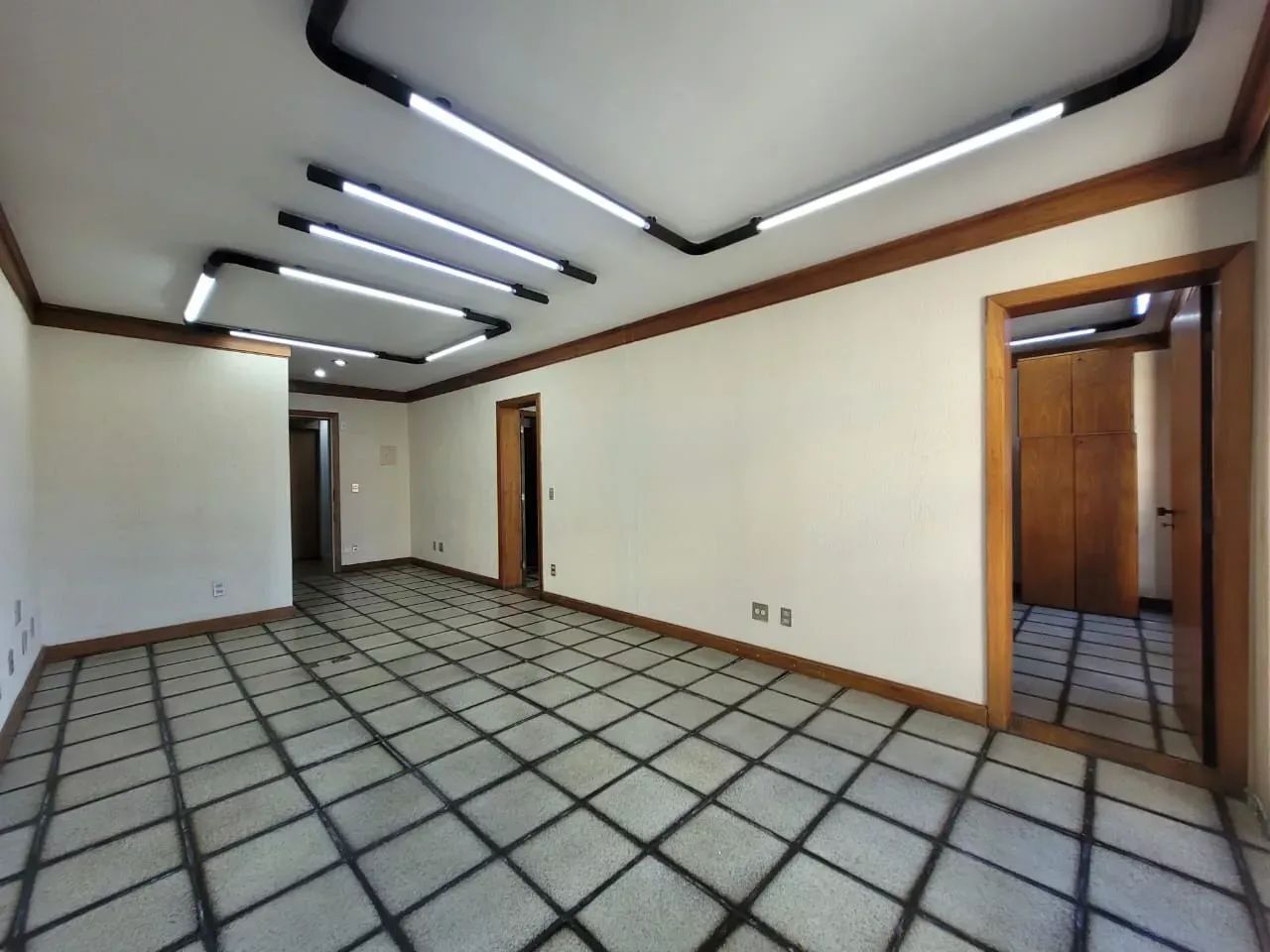 Sala Dupla 202 e 203 Ed. José Ruiz Bolea, Centro, Nova Friburgo - Foto 4