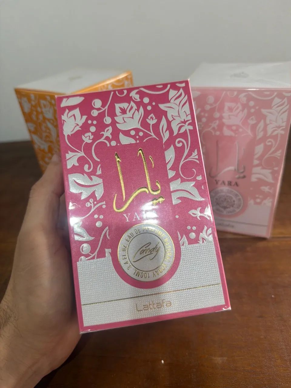 ? PERFUMES ÁRABES LATTAFA YARA - 100ML - Foto 3