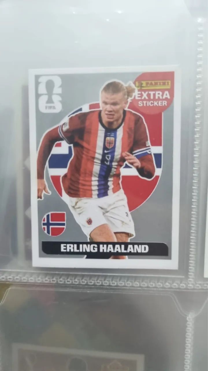 Figurinha Panini prata Haaland 2026