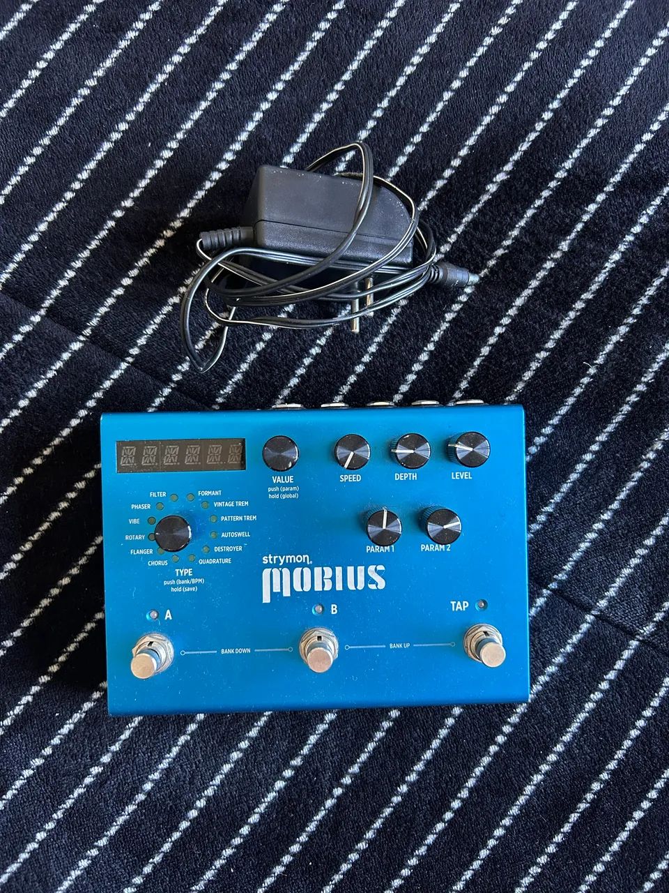 【美品】strymon mobius strymon | MOBIUS | モジュレーション・エフェクター | 製品情報