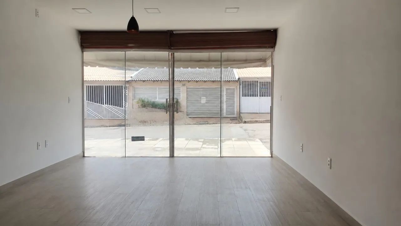 Espaço de  10m quadrados com banheiro  - Foto 3