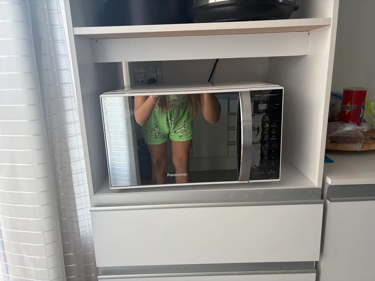 Microondas Panasonic 21L