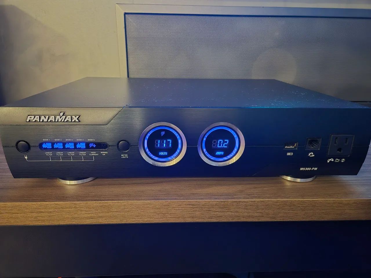 Condicionador Panamax m5300
