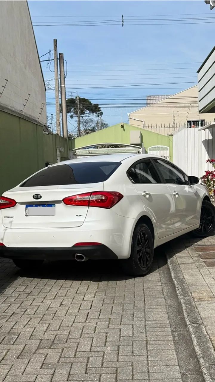 KIA Cerato Cerato 1.6 16V Flex Aut. 2015