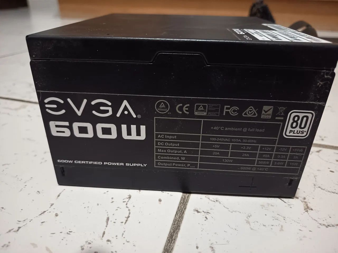 Fonte EVGA 600W 80 Plus White