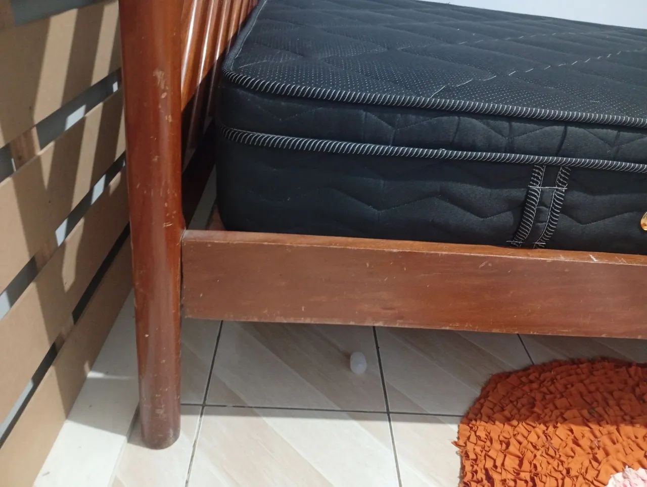 Cama de casal madeira maciça com colchão  - Foto 2