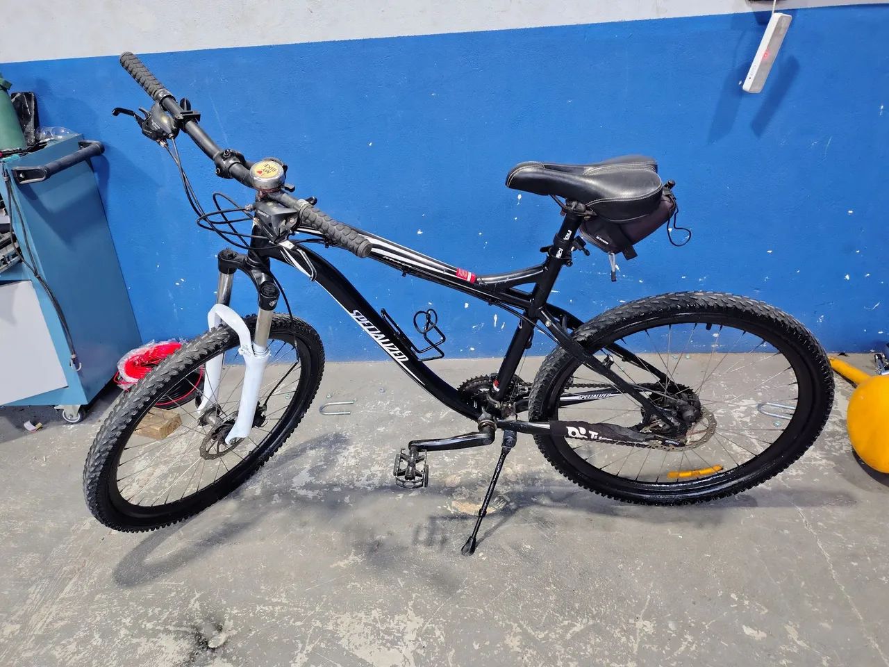 2 bicicletas originais uma Caloi e uma Specialized  - Foto 3