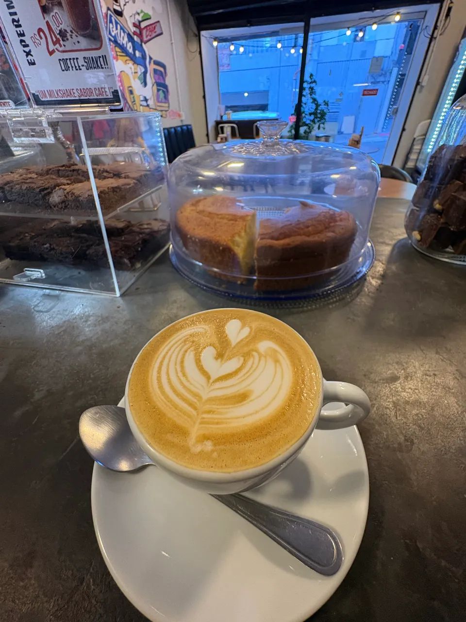 Vaga para atendente barista cafeteria