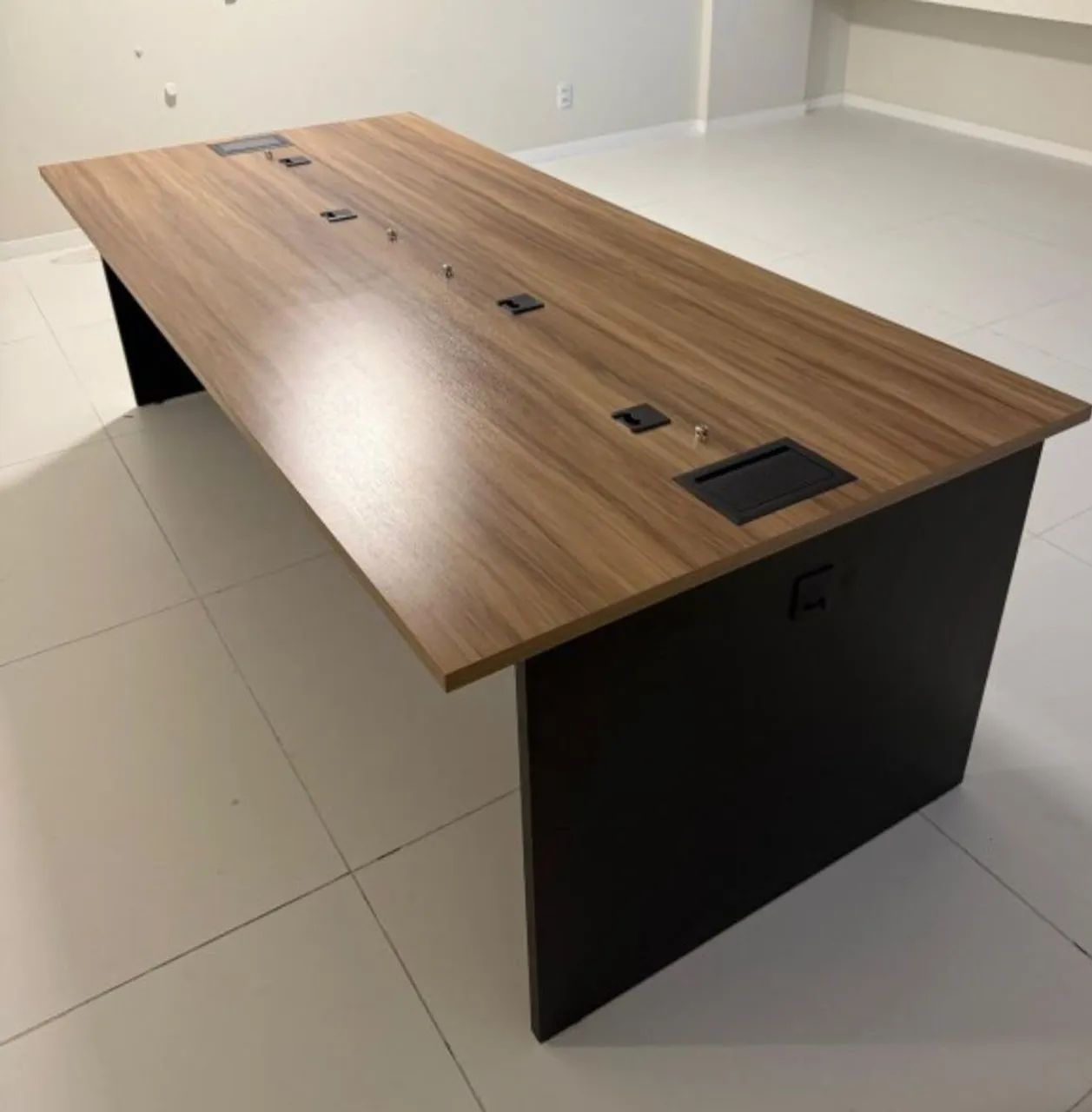 Mesa de Escritório 