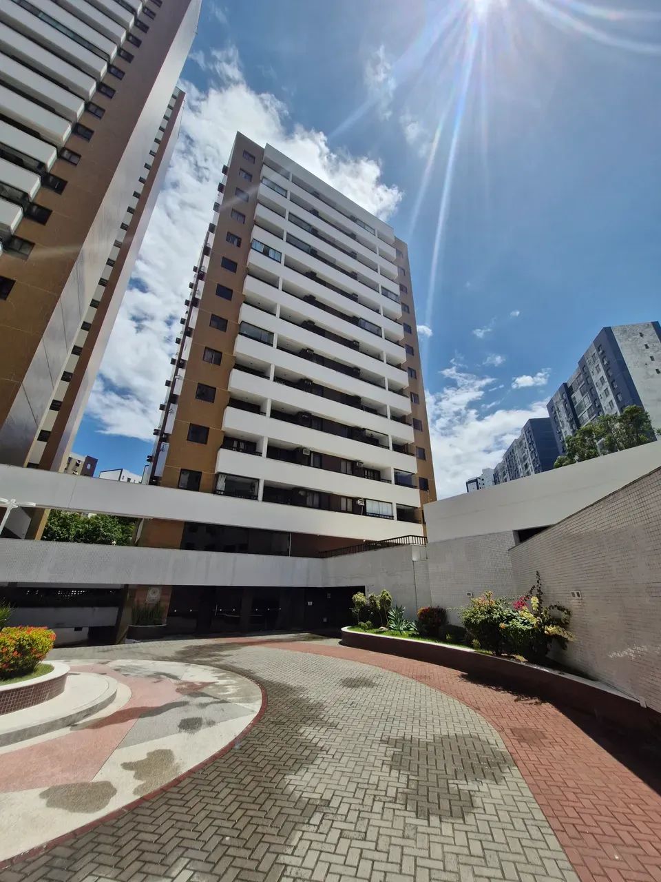 Excelente 1/4 e sala Mobiliado Cam.das Árvores!