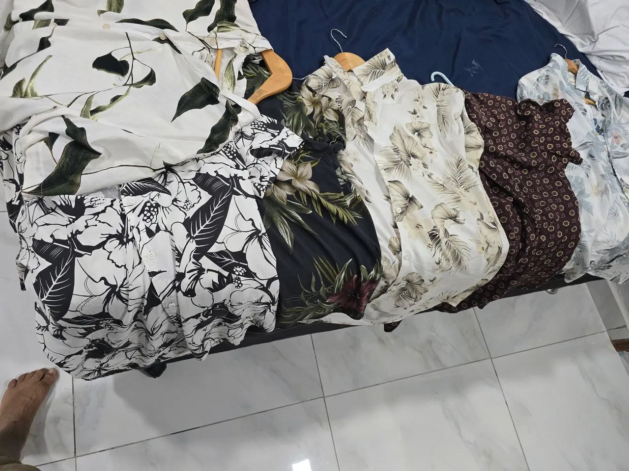 Blusas florais tamanho G - Foto 2