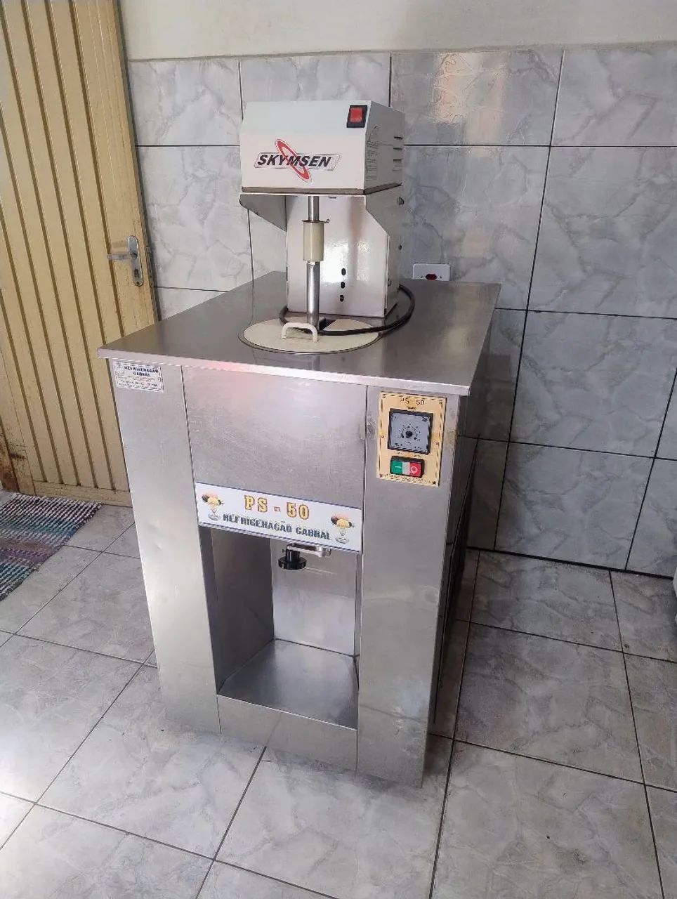 Máquina de sorvete 