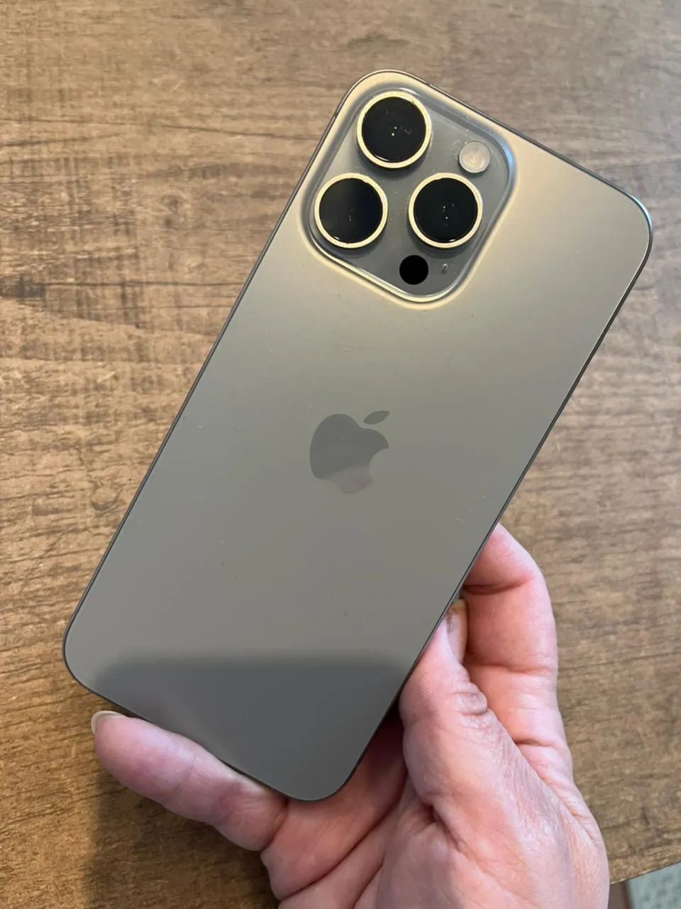 iPhone 15 pro Max 256 - Foto 2