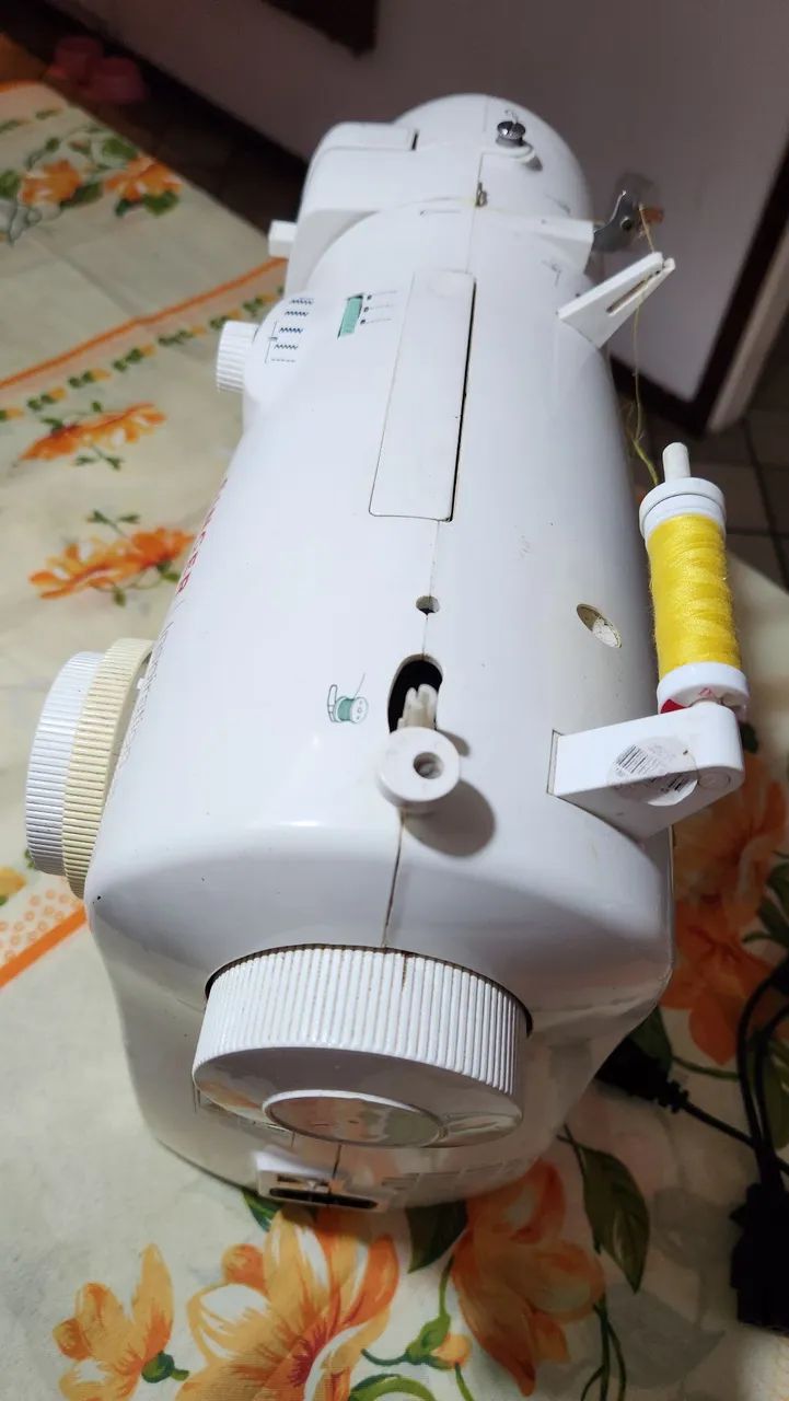 Máquina singer - Foto 2