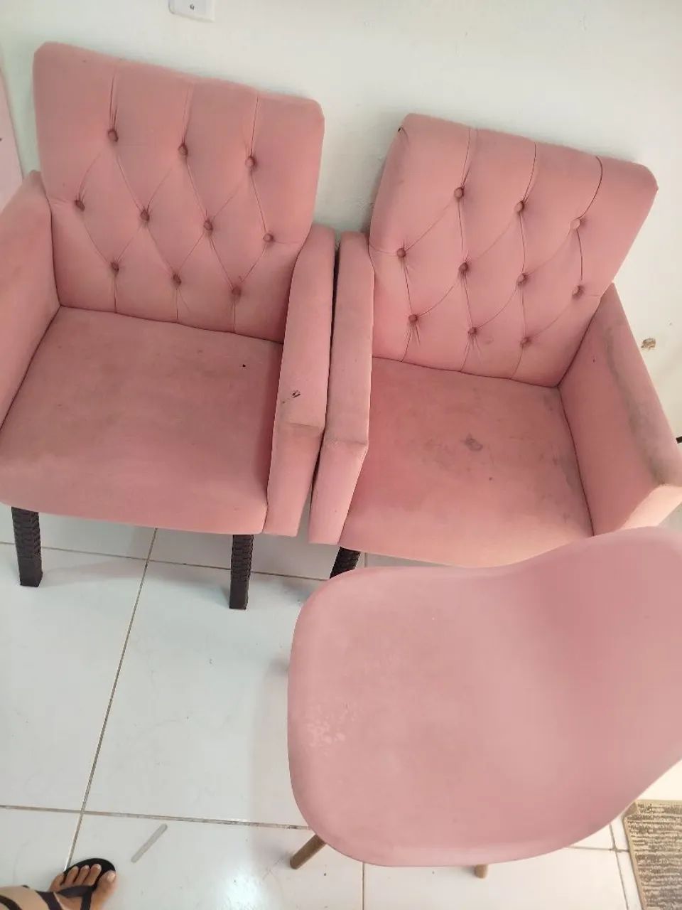 Vendo 3 cadeira 