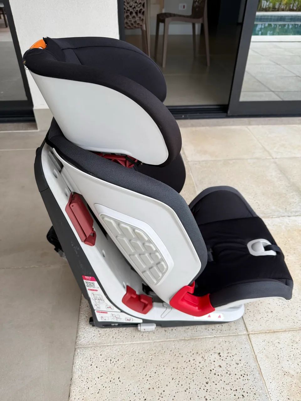 Cadeirinha para Carro Chicco com isofix