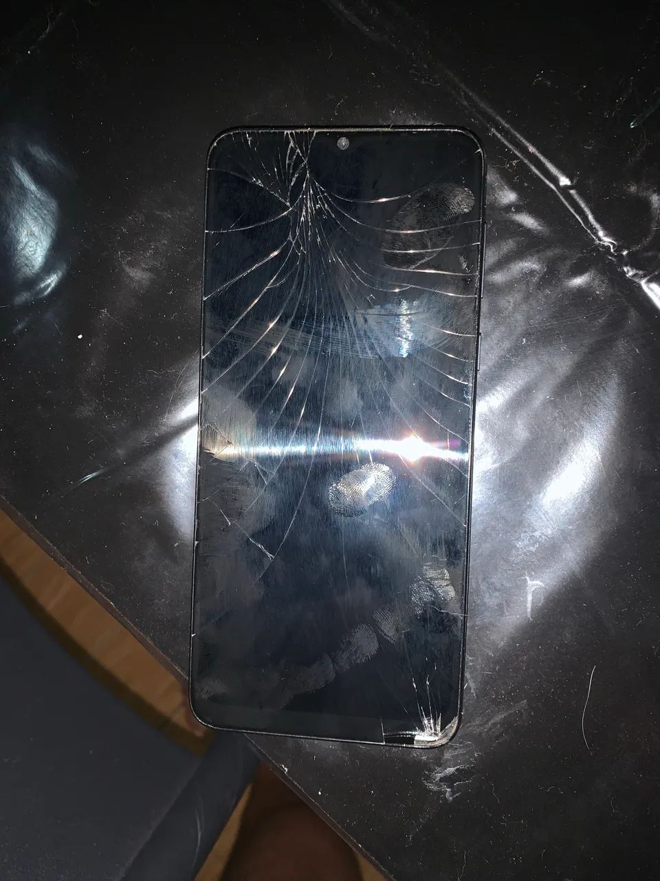 Moto e13 ( quebrado)