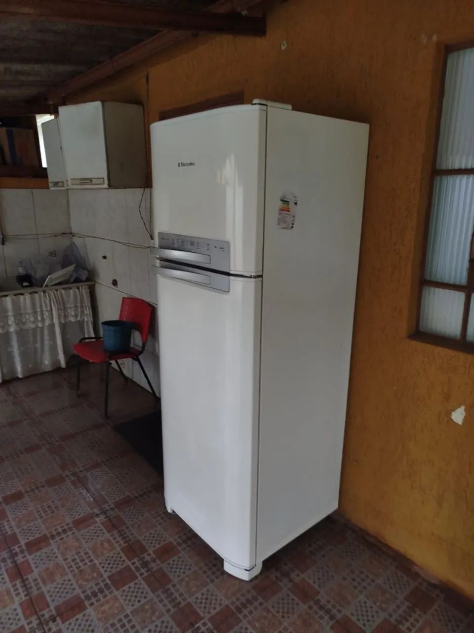 Geladeira Eletrolux Frost Free funcionando perfeitamente  - Foto 5
