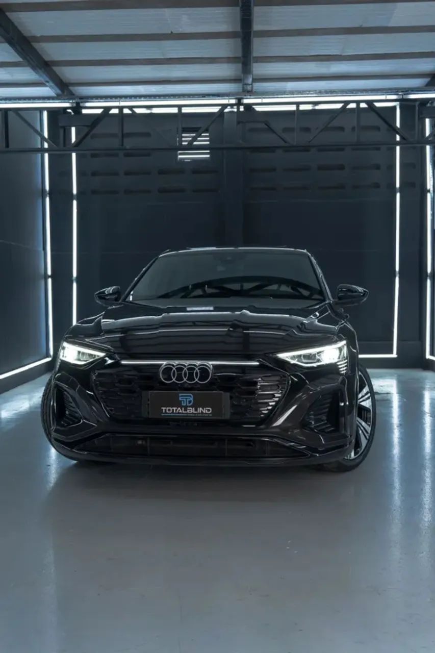 Audi Q8 E-tron Sportb. Perf. Black (elétrico) 2024