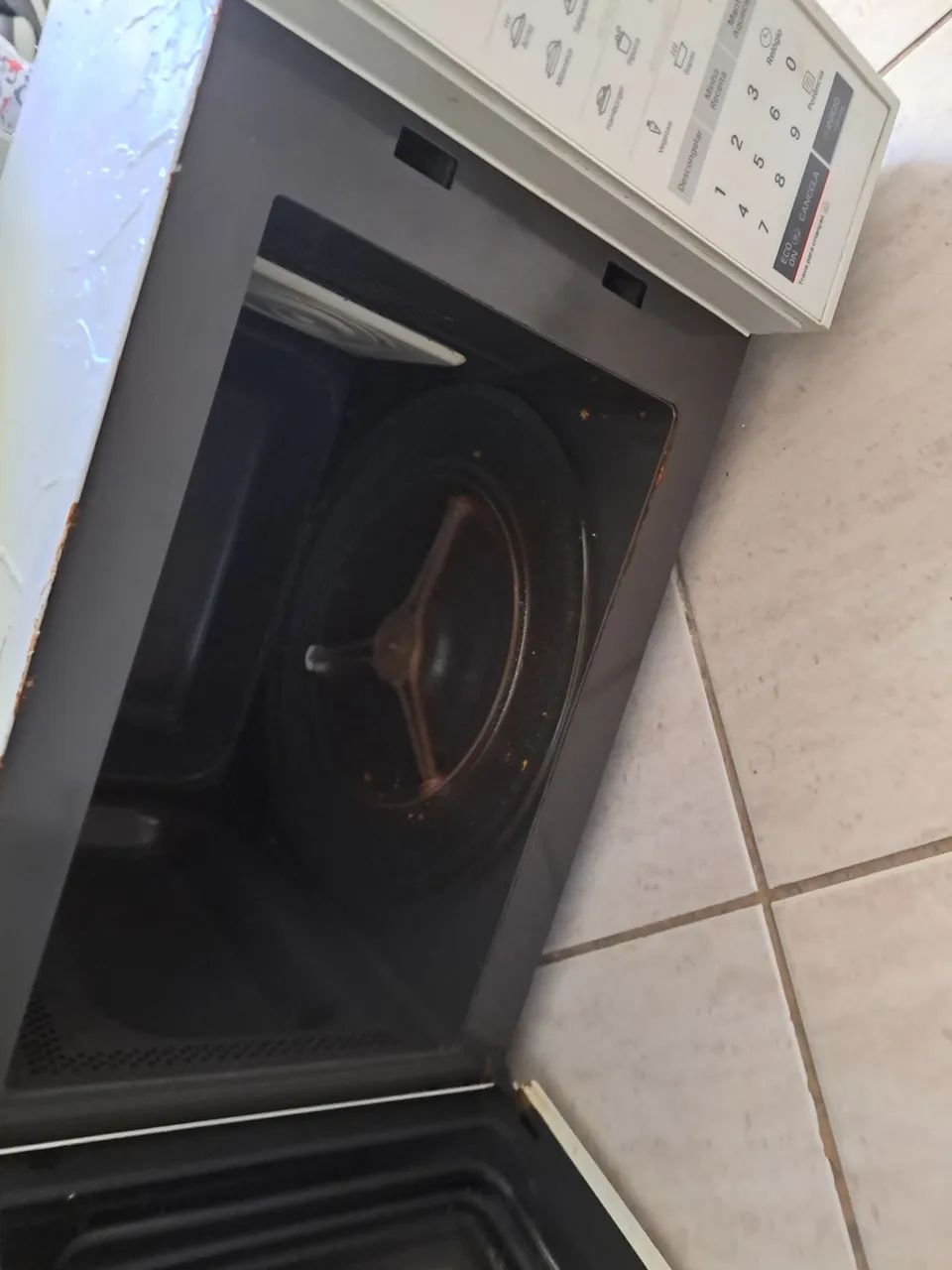 micro-ondas LG funciona muito bem  - Foto 3