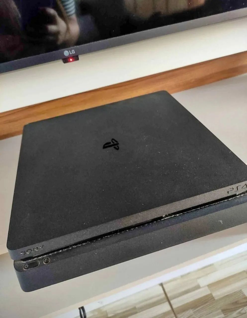 Ps4 1TB Parcelo no cartão 2 controles