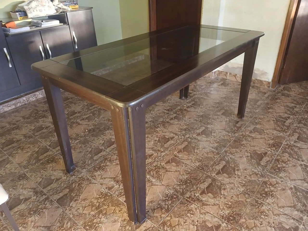 MESA DE MADEIRA COM TAMPO DE VIDRO - Foto 2