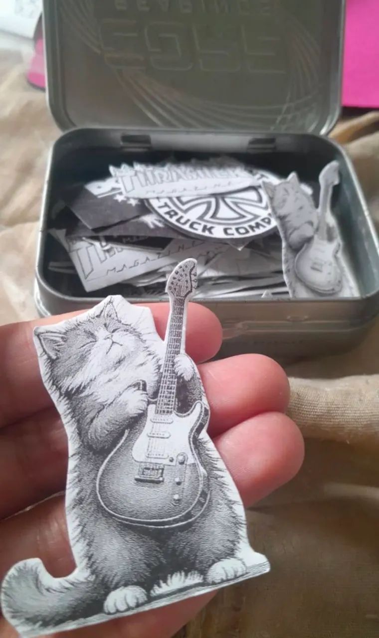 Figurinhas personalizadas skate adesivos rock preto e branco 