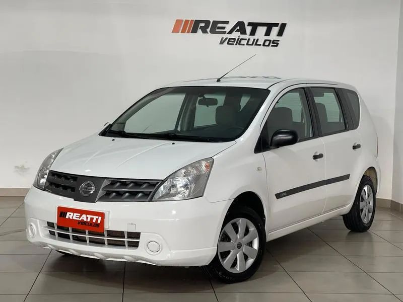 Nissan Livina 2012
