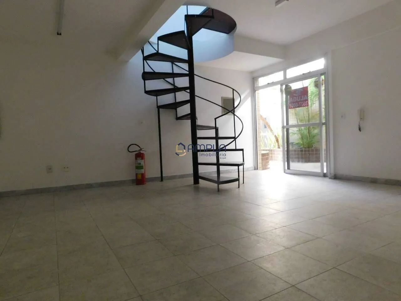Excelente Sala Comercial para locação no Bairro Estoril!
