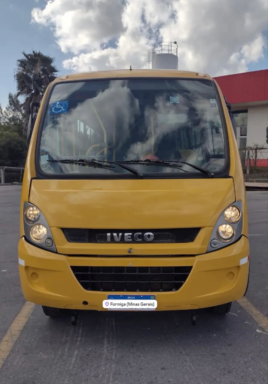 Micro Ônibus IVECO CITYCLASS 70C17 Escolar - Foto 2