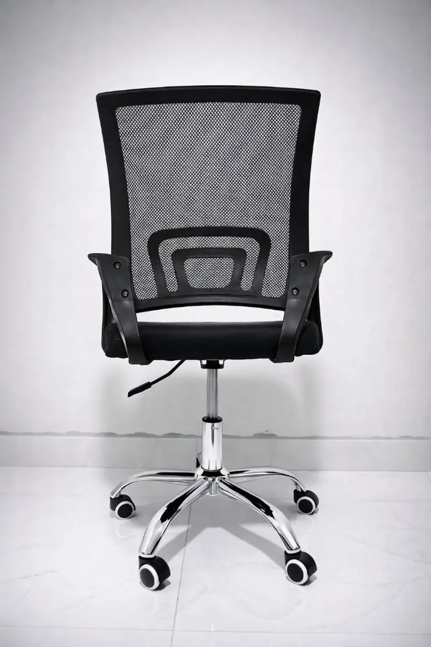 Premium Office Swivel Chair – Mesh Backrest and Chrome Base