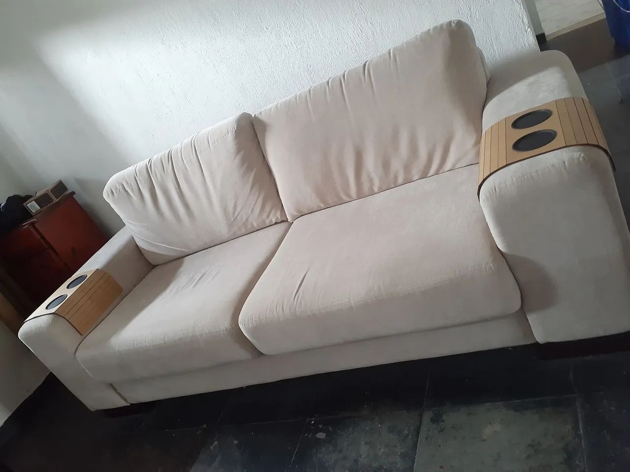 Vendo.   Sofá     (((  NÃO   RETRÁTIL)))