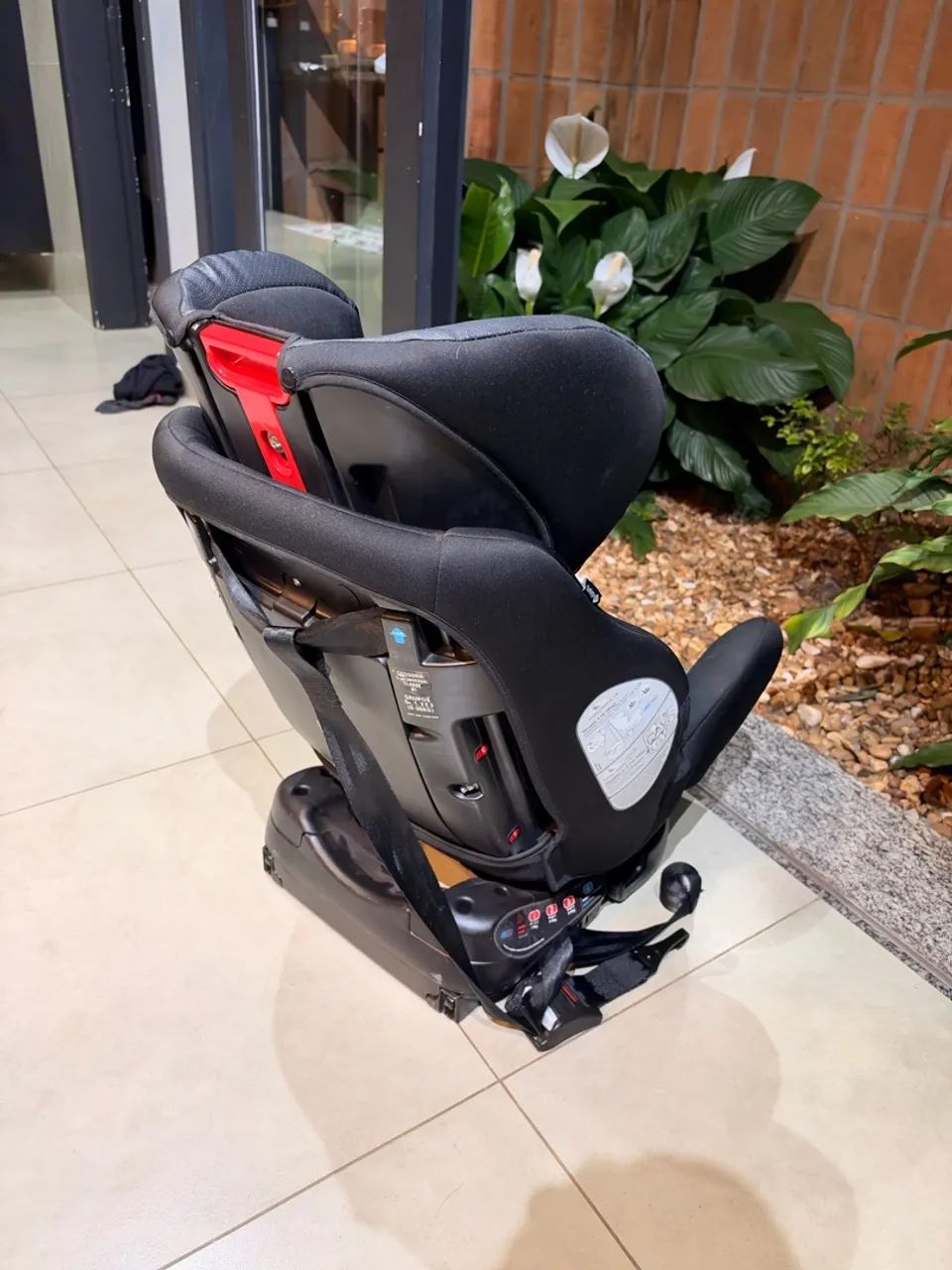 VENDO CADEIRA DE BEBÊ PARA CARRO - Foto 3