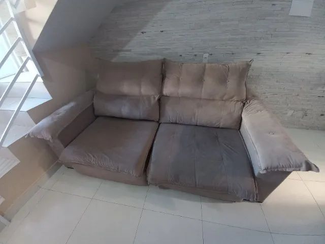 Sofá + 4 almofadas