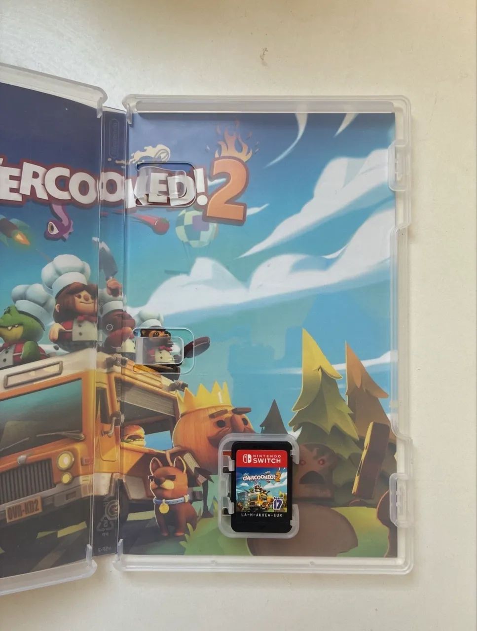 Jogo Físico OVERCOOKED 2 Nintendo Switch - Foto 2