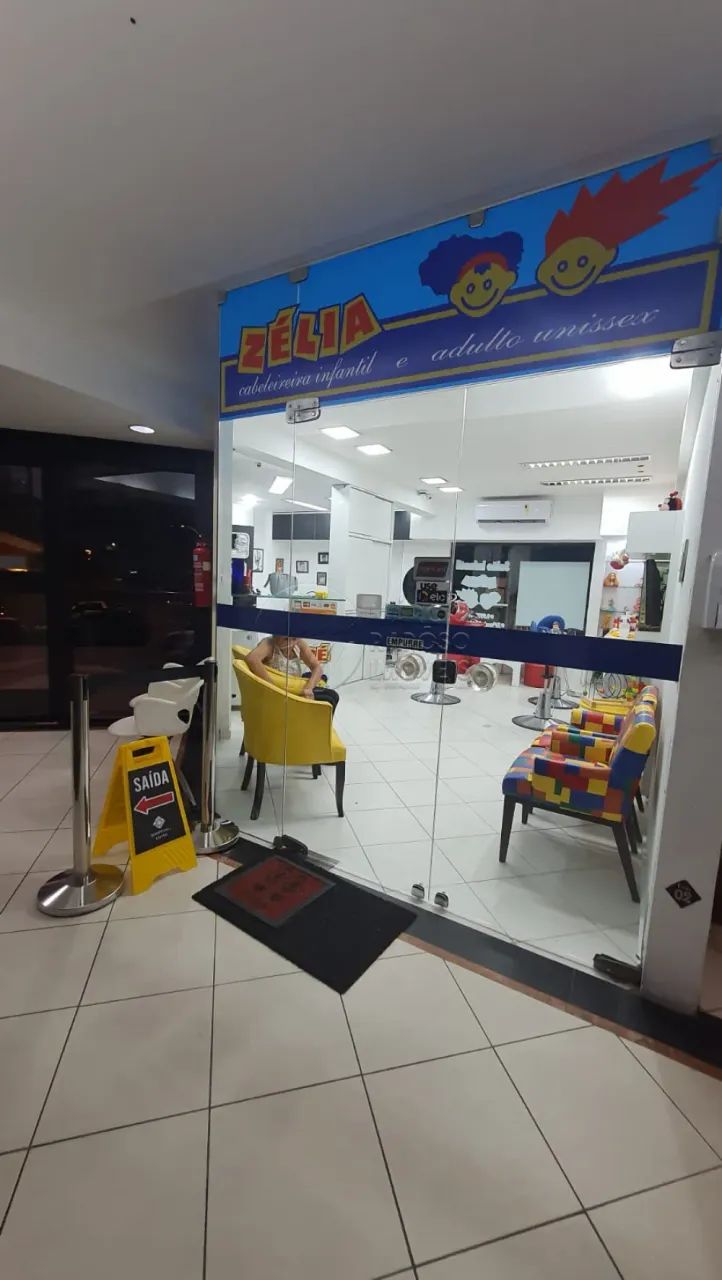 Sala Comercial à venda no Shopping Lions