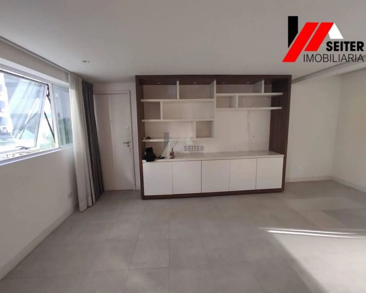 Apartamento semimobiliado 2 suites no centro para Locação 2 vagas - Foto 8
