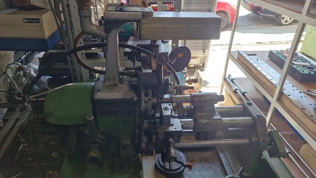 Torno automático  - Foto 4