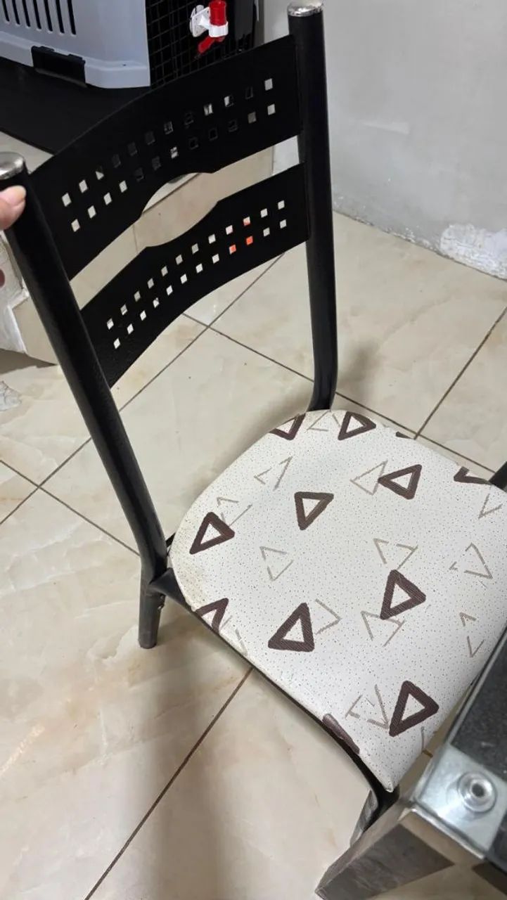 MESA DE JANTAR DE VIDRO 4 CADEIRAS - Foto 5