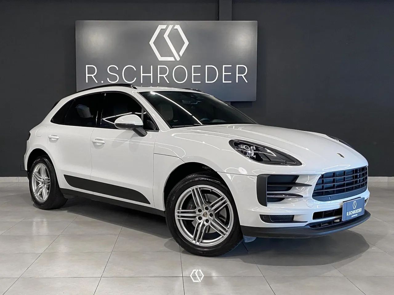 Porsche Macan 2021