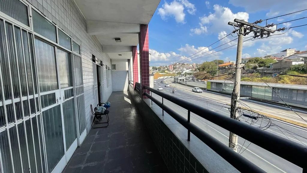 Prédio comercial em Cachoeirinha - Foto 2