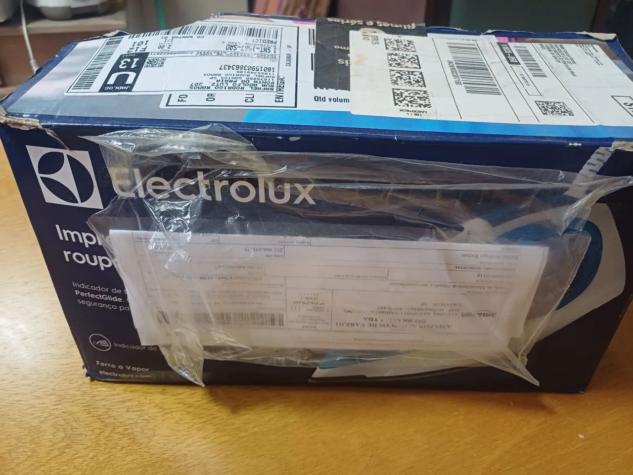 Ferro Electrolux 220v - Foto 3