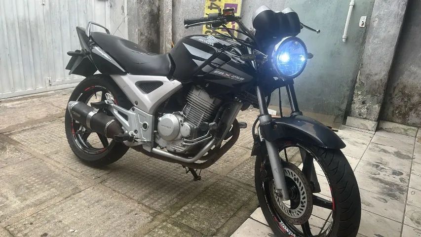 Cbx Twister 250 extra - Foto 2