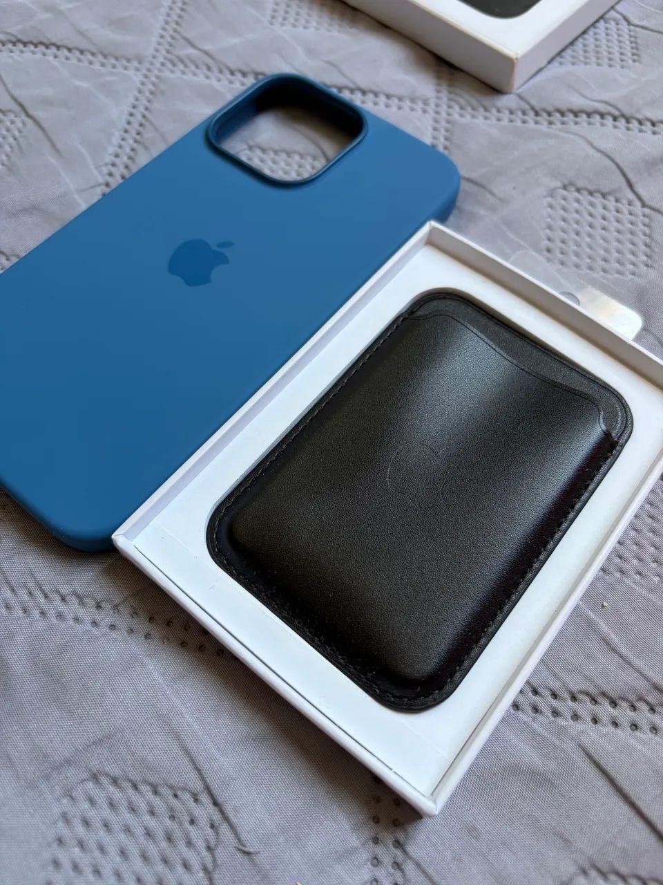 Capinha e leather wallet MagSafe 